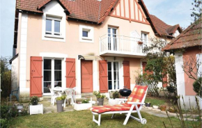 Two-Bedroom Holiday Home in Dives-sur-Mer